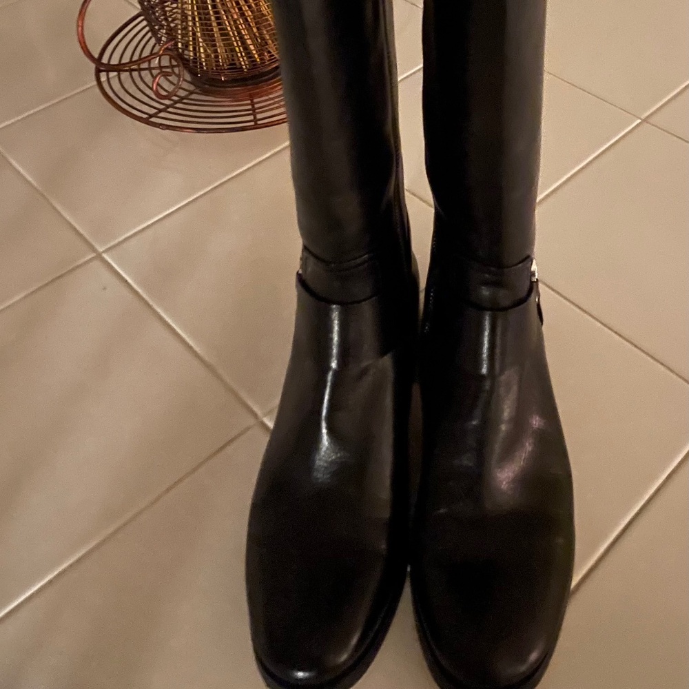 Michael Kors tall leather boots - Picture 2 of 7